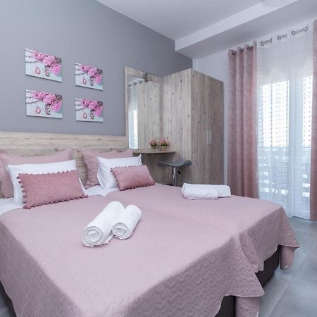 Appartamento Golden Seaside 1 Nea Roda Esterno foto
